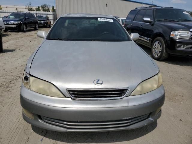 2000 Lexus ES 300