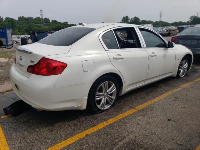 2015 Infiniti Q40