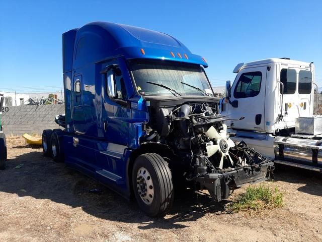 2023 Freightliner Cascadia 126