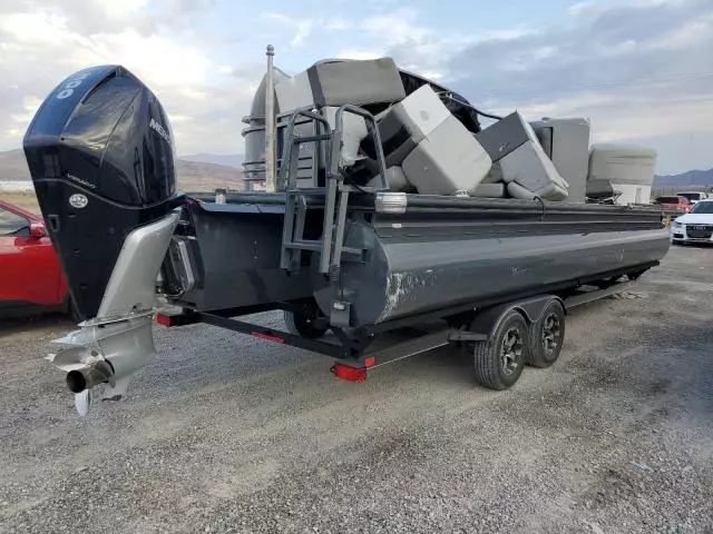 2020 Tracker Boat
