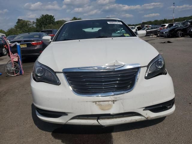 2013 Chrysler 200 S