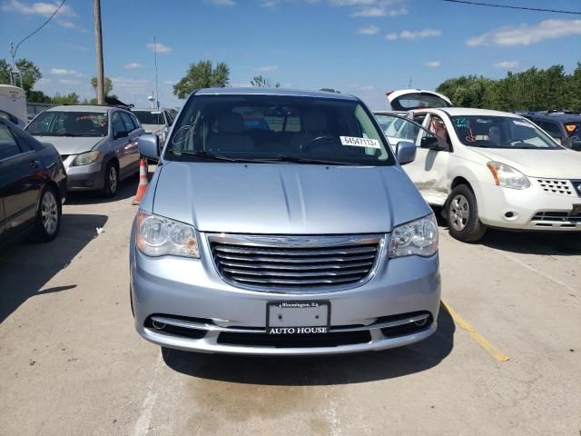 2013 Chrysler Town & Country Touring