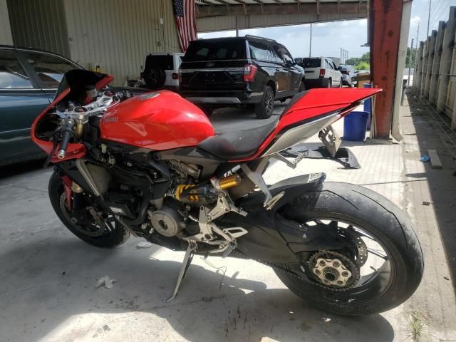 2012 Ducati Superbike 1199 Panigale