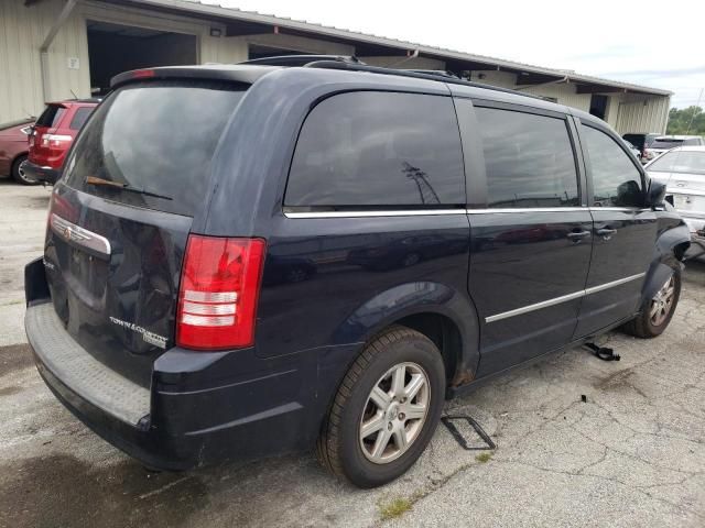 2010 Chrysler Town & Country Touring