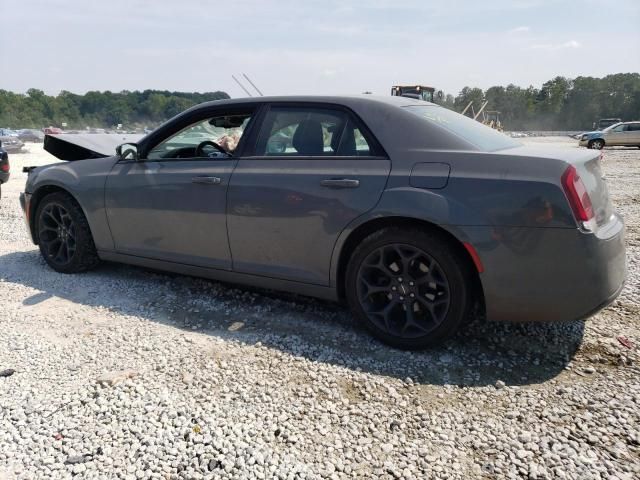 2019 Chrysler 300 Touring