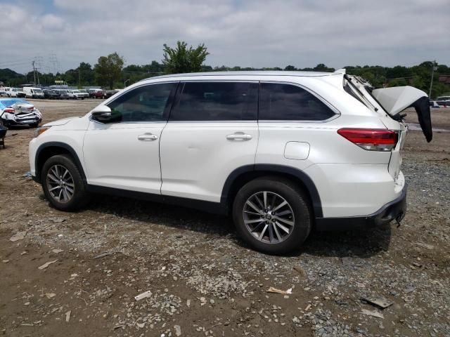 2019 Toyota Highlander SE