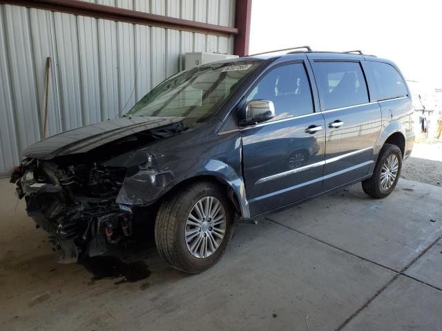 2014 Chrysler Town & Country Touring L