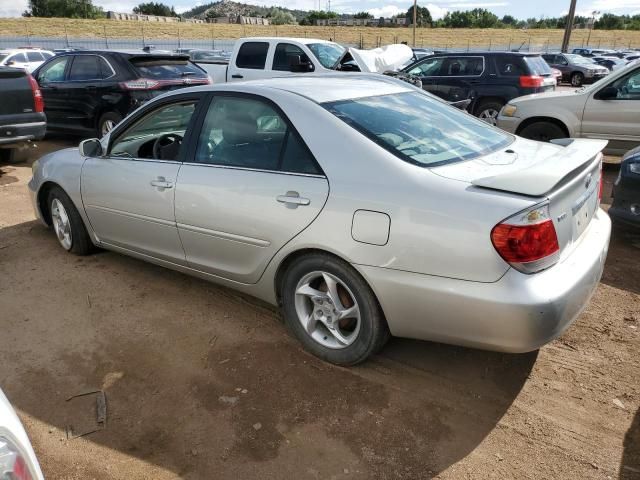 2005 Toyota Camry LE