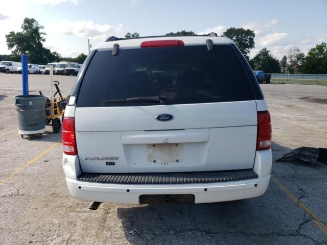 2004 Ford Explorer XLT