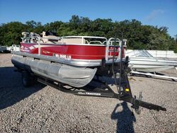 Suntracker Vehiculos salvage en venta: 2018 Suntracker Boat With Trailer