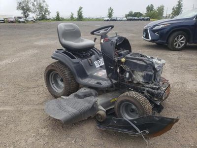 Salvage cars for sale from Copart Montreal Est, QC: 2000 Craftsman Craf Lawnmower