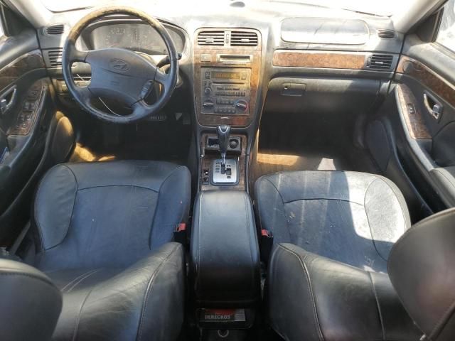 2001 Hyundai XG 300