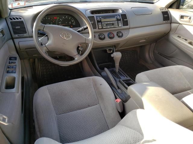 2004 Toyota Camry LE