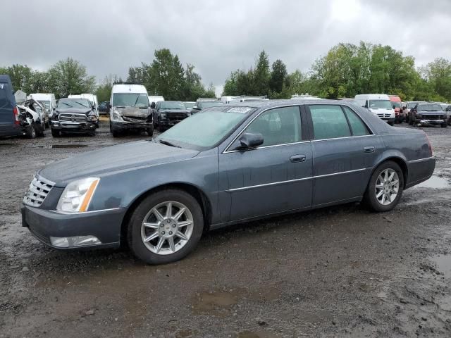 2011 Cadillac DTS Luxury Collection