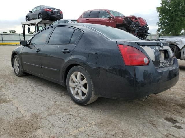 2004 Nissan Maxima SE