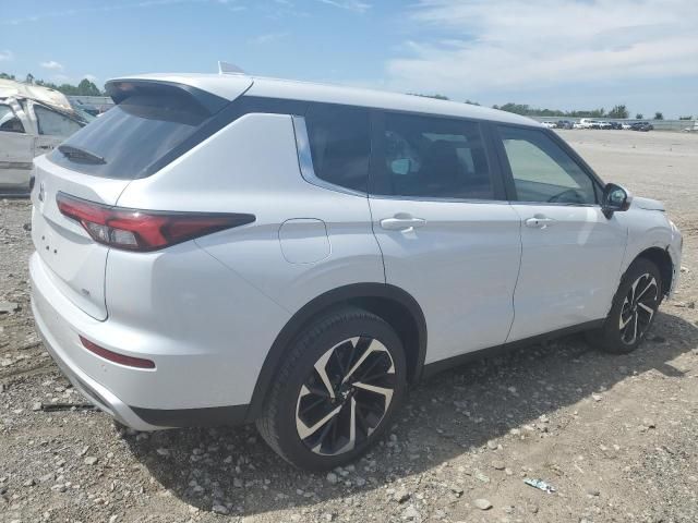 2023 Mitsubishi Outlander SE