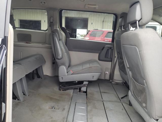 2010 Chrysler Town & Country Touring