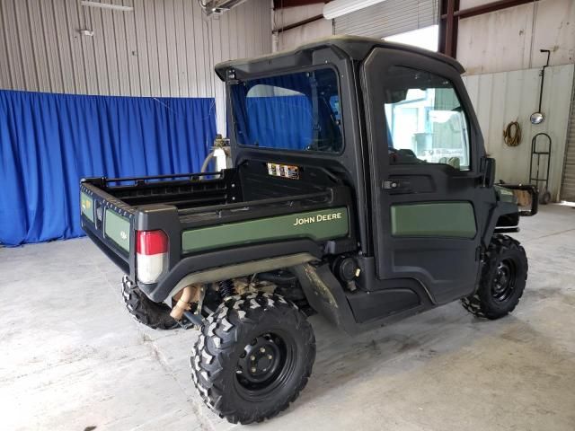 2020 John Deere UTV