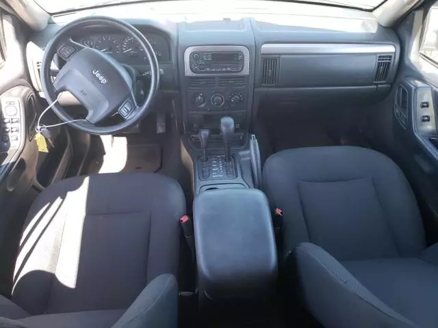 2004 Jeep Grand Cherokee Laredo