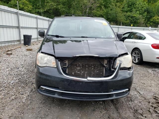 2011 Chrysler Town & Country Touring