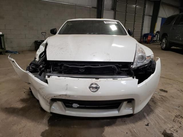 2012 Nissan 370Z Base