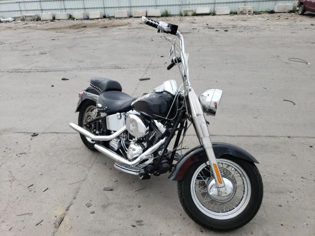 2004 Harley-Davidson Flstc