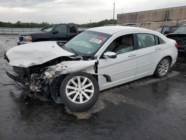 2013 Chrysler 200 Limited