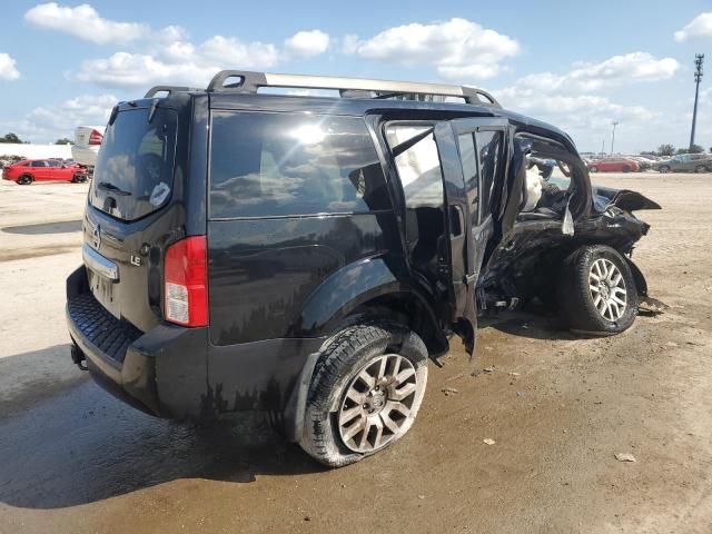 2008 Nissan Pathfinder LE