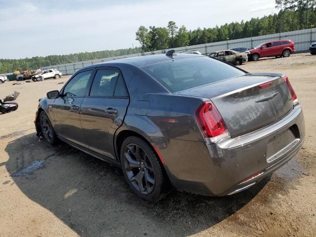 2022 Chrysler 300 Touring L