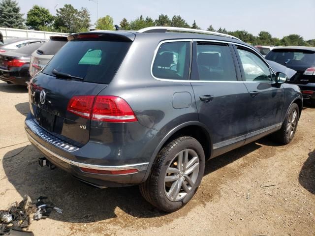 2015 Volkswagen Touareg V6