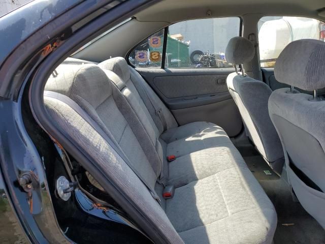 2001 Nissan Altima XE