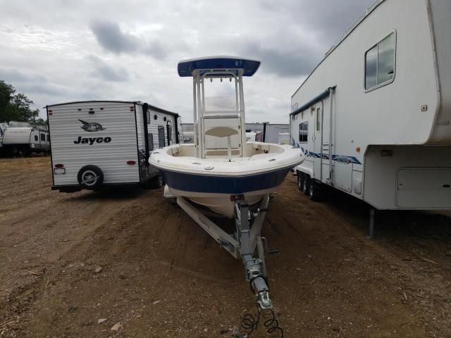 2018 Robalo Boat