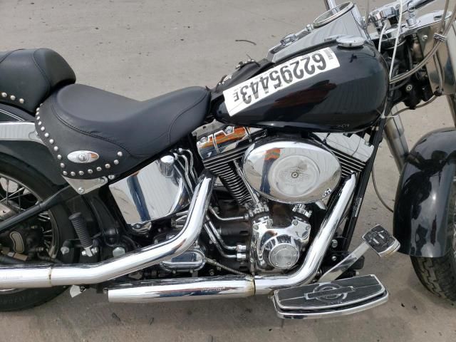 2004 Harley-Davidson Flstc