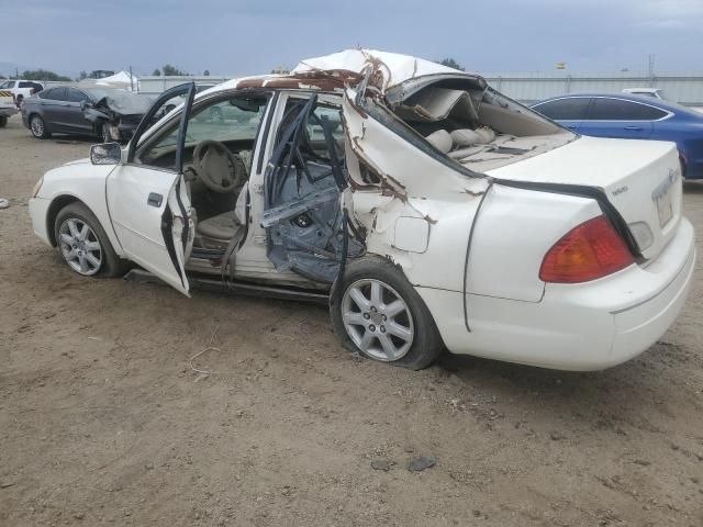 2000 Toyota Avalon XL