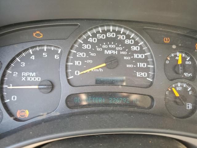 2005 Chevrolet Tahoe C1500