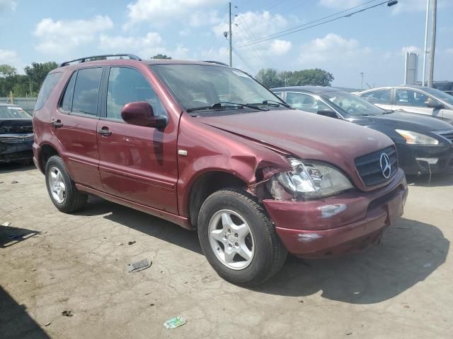 2000 Mercedes-Benz ML 320