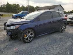 Salvage cars for sale at York Haven, PA auction: 2017 Ford Focus ST