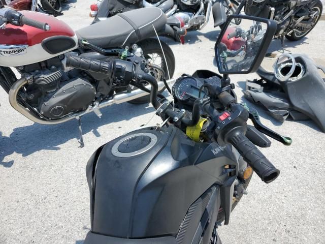 2022 Kawasaki BR125 J