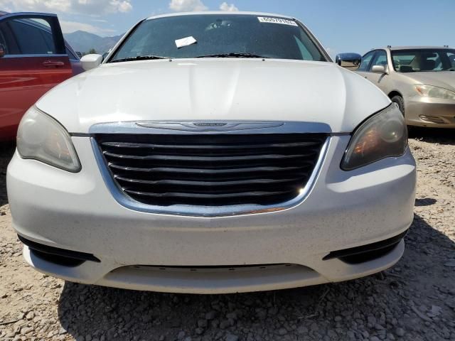 2013 Chrysler 200 Touring