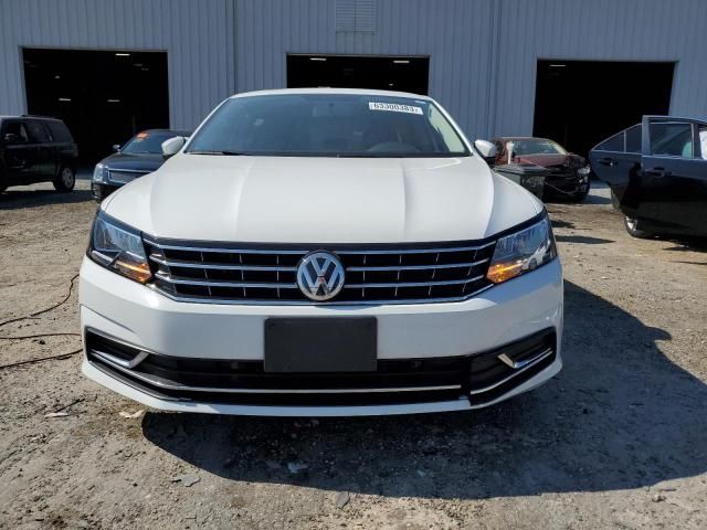 2019 Volkswagen Passat Wolfsburg