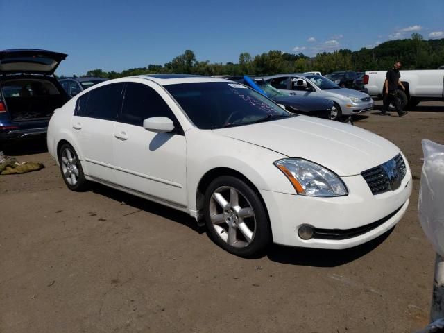 2004 Nissan Maxima SE