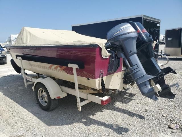 1997 Crestliner Boat