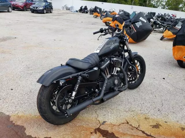 2014 Harley-Davidson XL883 Iron 883