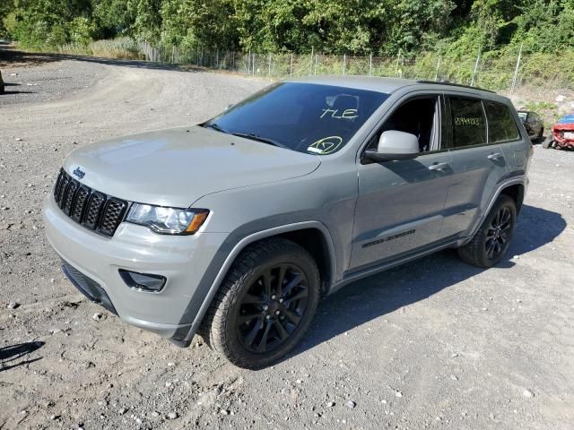 2020 Jeep Grand Cherokee Laredo