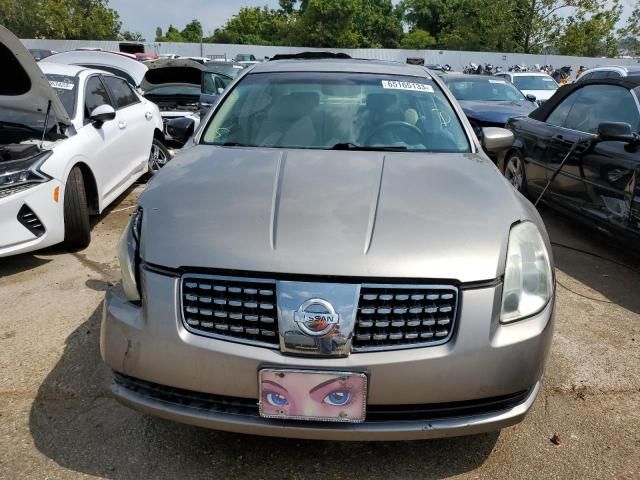 2005 Nissan Maxima SE