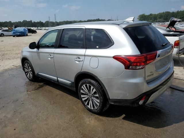 2019 Mitsubishi Outlander SE