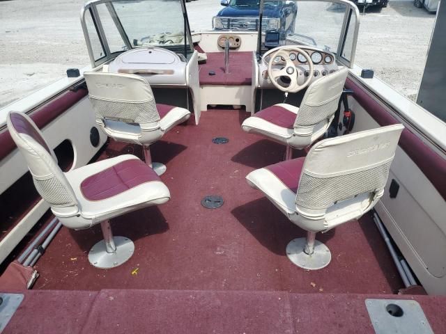 1997 Crestliner Boat