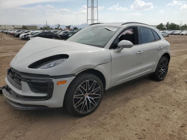 2022 Porsche Macan