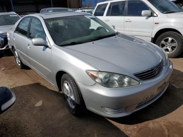 2005 Toyota Camry LE