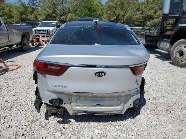 2017 KIA Cadenza Premium